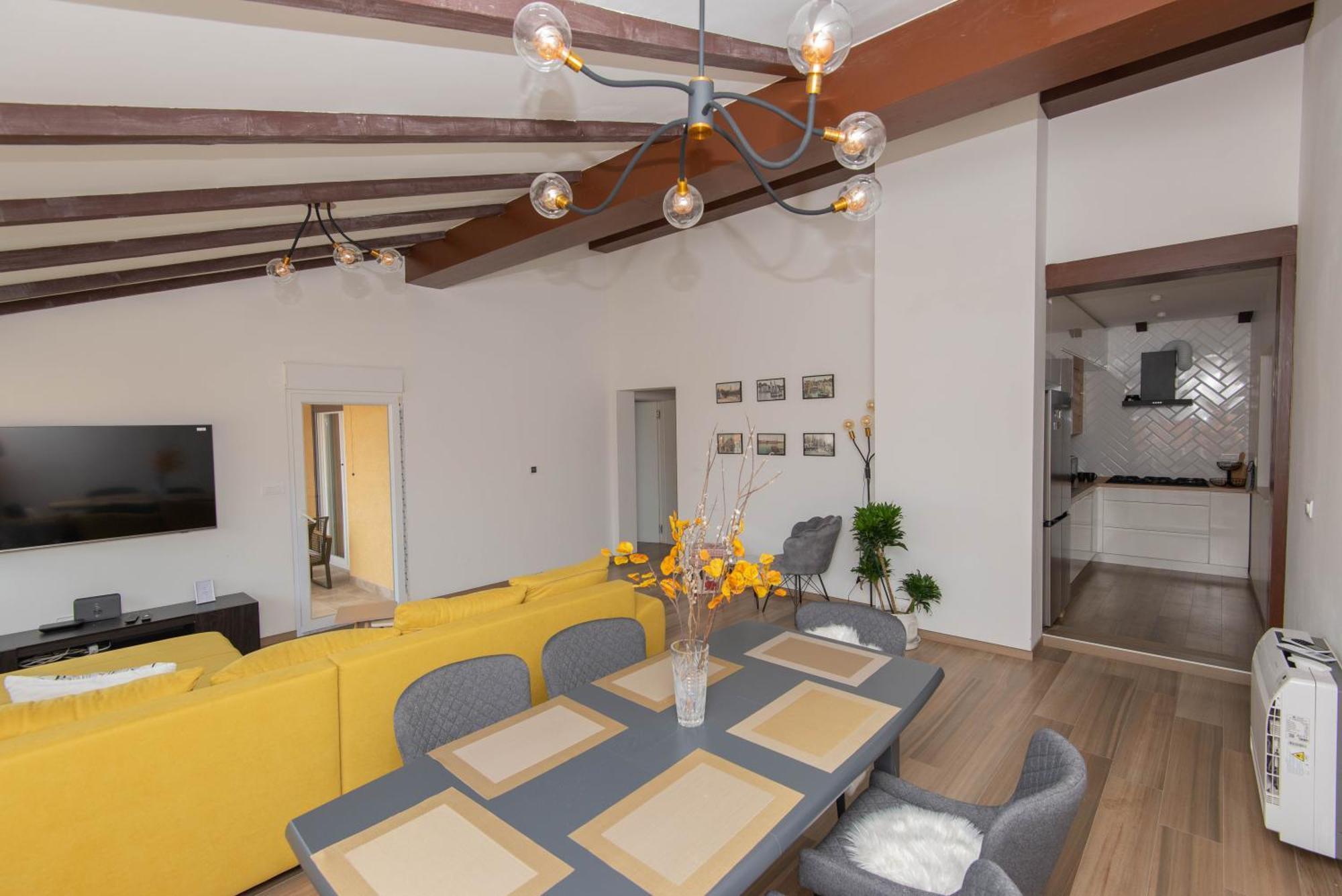 Apartment Paolo Apartment, Parking, Terrace, Netflix *